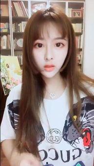 白头发的女主播,岁月痕迹下的直播传奇